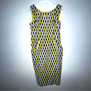 Vintage Pattern Dress With Pockets 💐